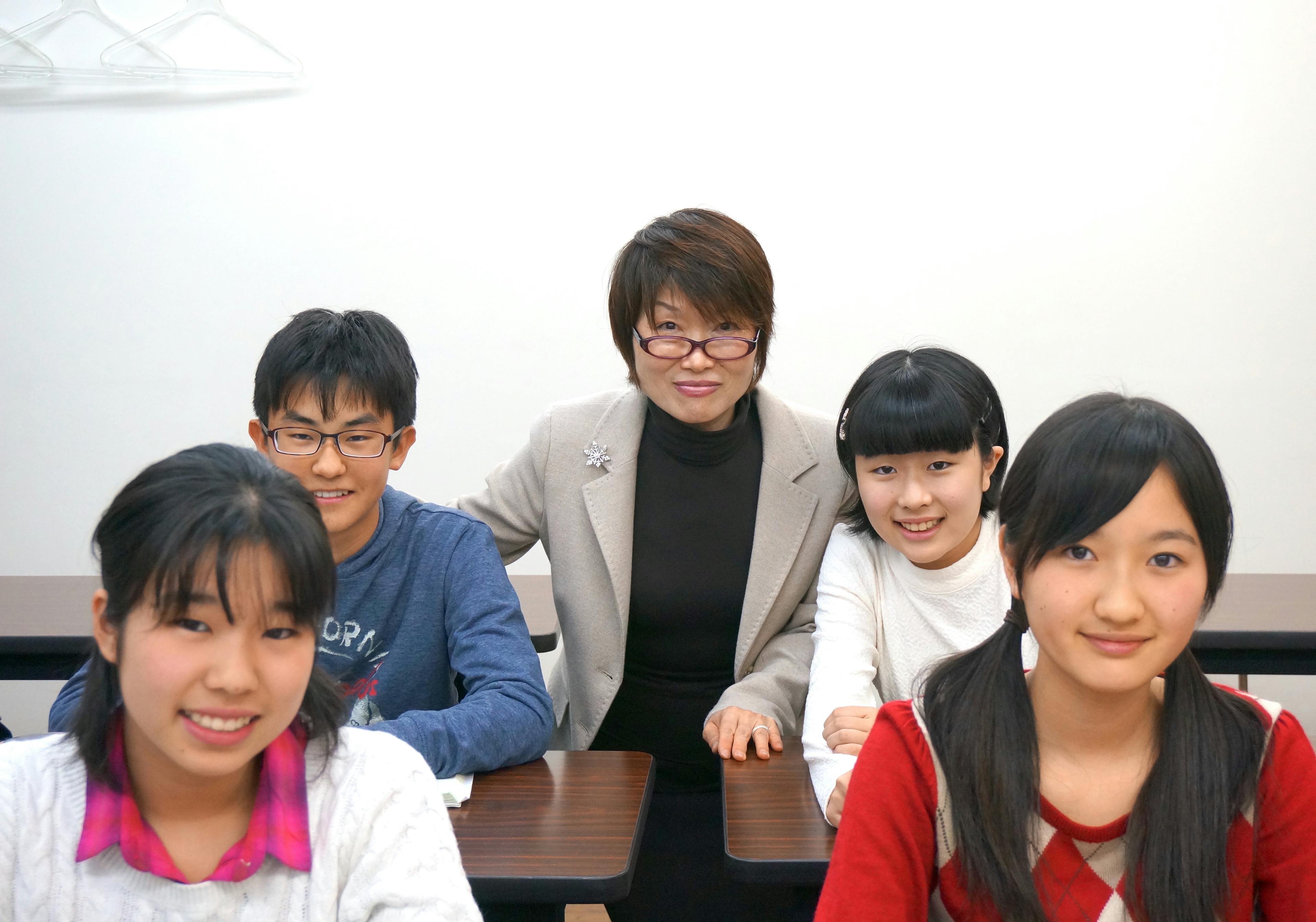 秋谷光子アカデミィの生徒のの写真